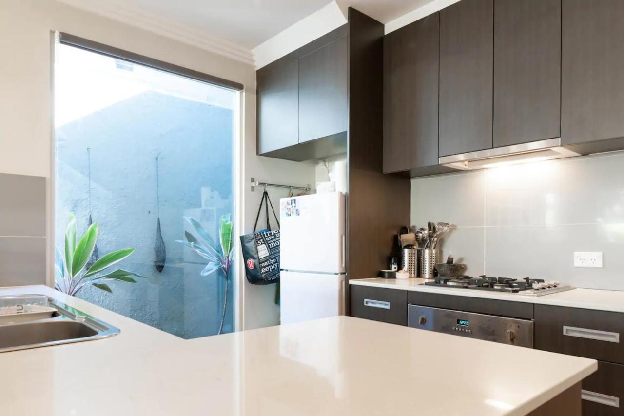 Quiet Terrace Townhouse On The Fringe Holiday home