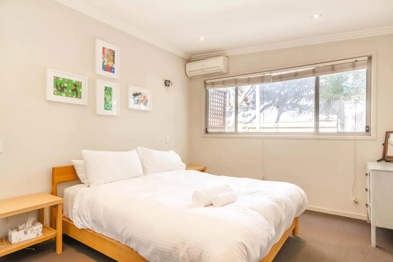 Quiet Terrace Townhouse On The Fringe Holiday home Sydney