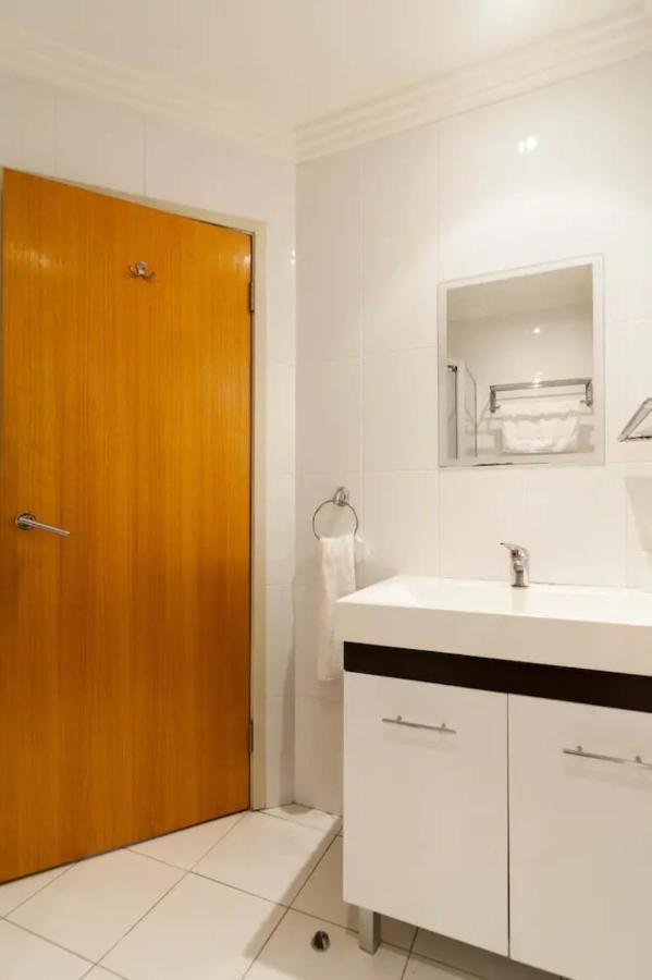 Quiet Terrace Townhouse On The Fringe Holiday home Sydney